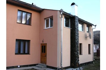 Ucrania Privát Verchovyna, Exterior